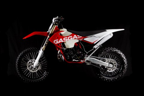 OK 161103 GG XC300 est 0172 480