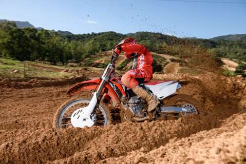 Honda CRF250R YM17 3029 480