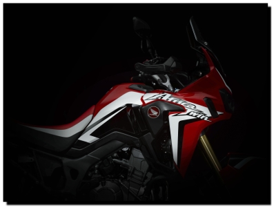 CRF1000L Africa Twin Adventure 2016 005 400