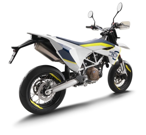 26266 701 Supermoto 2017 480