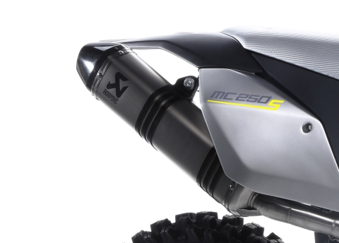 MC250 S b exhaust 480
