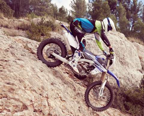 2016 Yamaha WR450F EU Racing Blue Action 003 480