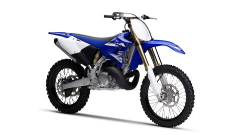 2017 Yamaha YZ250 EU Racing Blue Studio 001 480