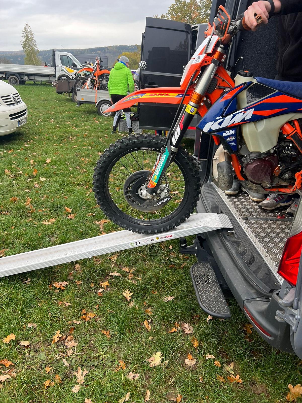 K1600 laderampe mit bike