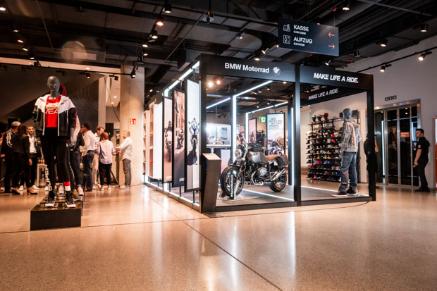 bwm motorrad pop up store christof 2