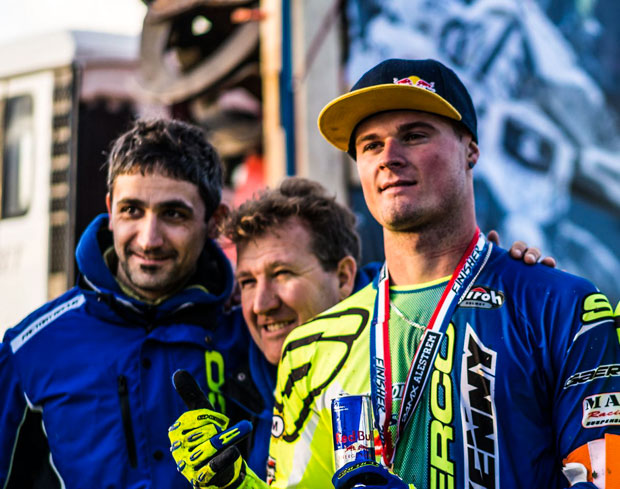 wade and sherco 3 jahresvertragchristof 6