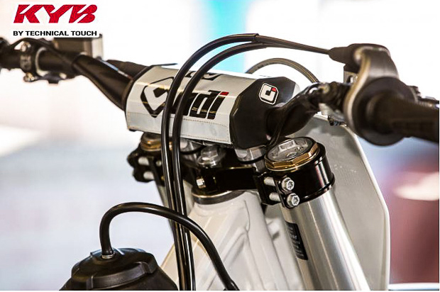 kayaba chad reed 3 kopie