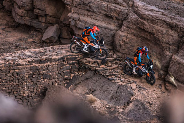 ktm adventure gewinnspiel 790 2019 s. christof 2 von 11