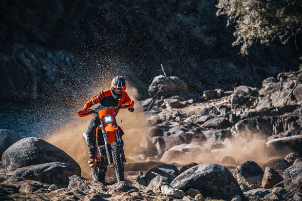 ktm 350 exc f my21 action