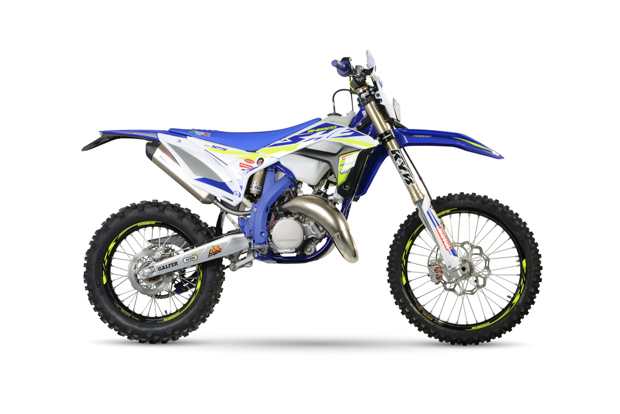 01 125 se factory hd 29