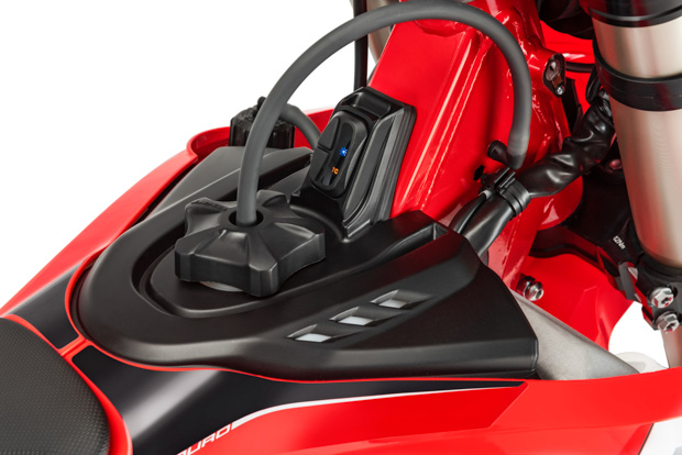 rr 4 stroke button