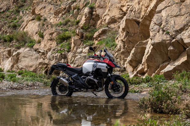 bmw r1300gs adventure 2024 46
