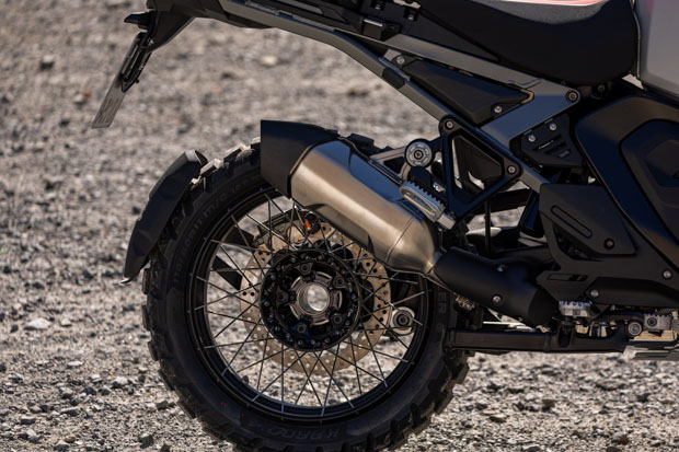 bmw r1300gs adventure 2024 68
