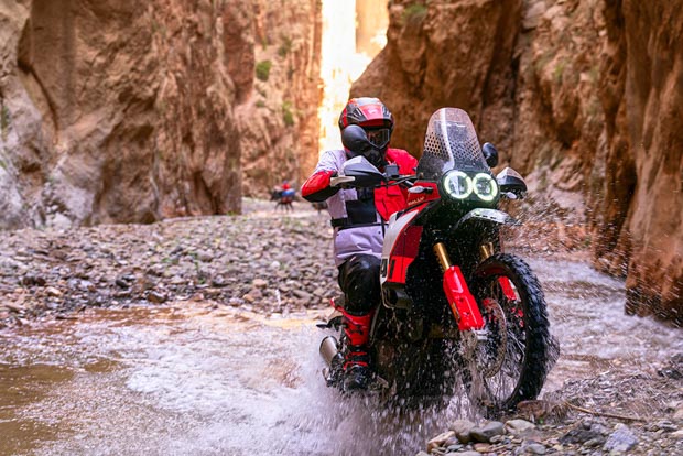 my 2024 desertx rally 170 uc557768 low 8