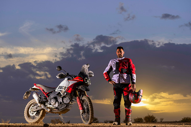 my 2024 desertx rally 82 uc557614 low 7