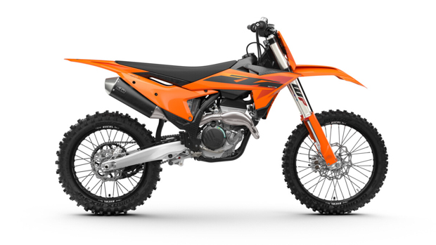 579792 my25 ktm 250 sx f 90 right studio 03 studio 8