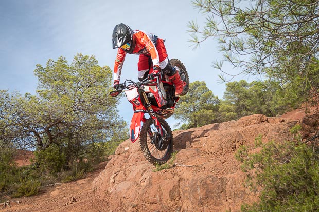 rieju hard enduro action 1 28