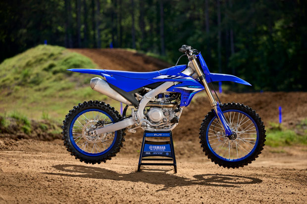 2026 yamaha yz450f eu icon blue static 002 03 16
