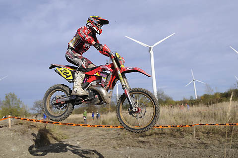 2012-11-dem-woltersdorf-risse