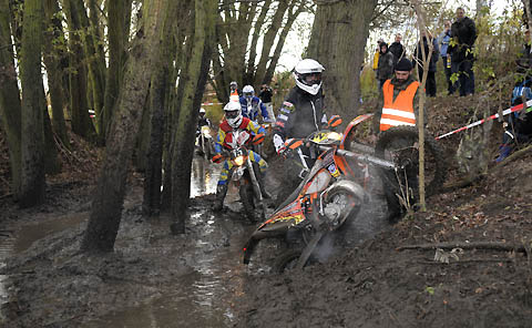 2012-11-dem-woltersdorf-schlammloch