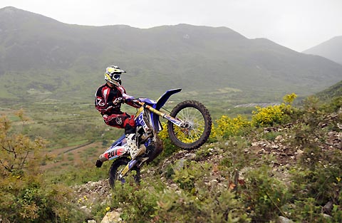 2013-04-em-bussi-oliveira