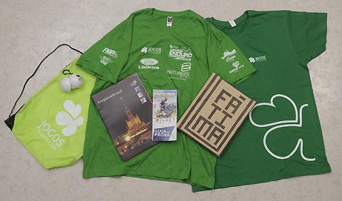 2013-12-EM-Gewinnspiel-Fanpack