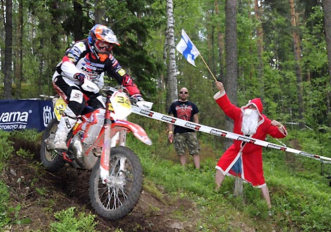 2014-06-wm-1-Weihnachtsmann