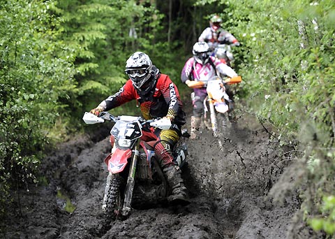 2014-06-wm-2-schlammloch