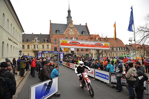 2013 03 DEM Dahlen1 Start auf dem Marktplatz