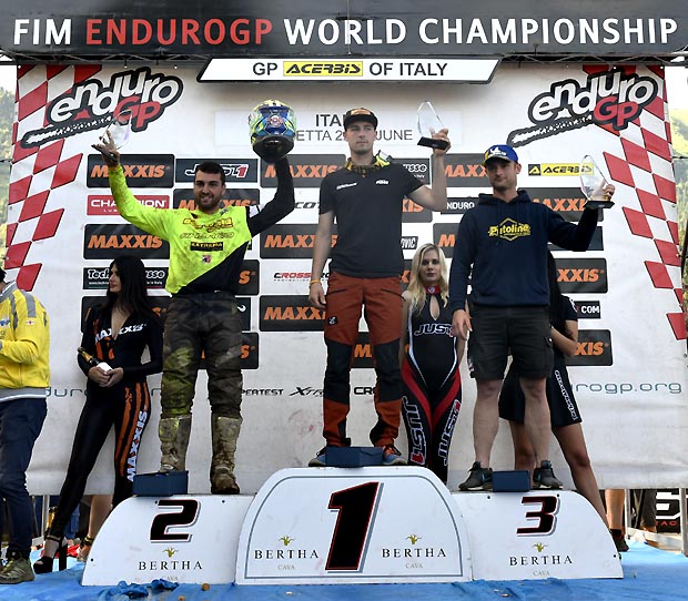 2019 06 22 podium