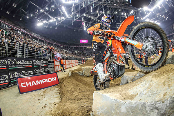 2019 12 04 superenduro blazusiak