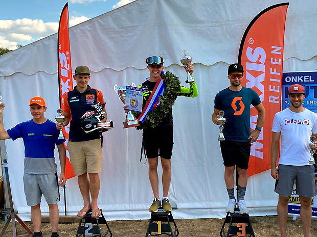 2022 08 25 0th podium