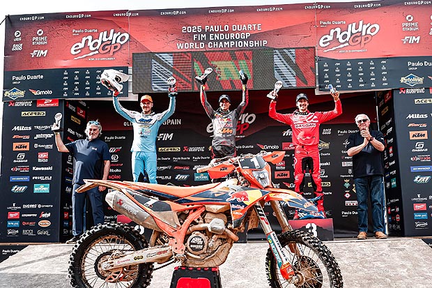 2025 05 03 ambiente podium 1.tag