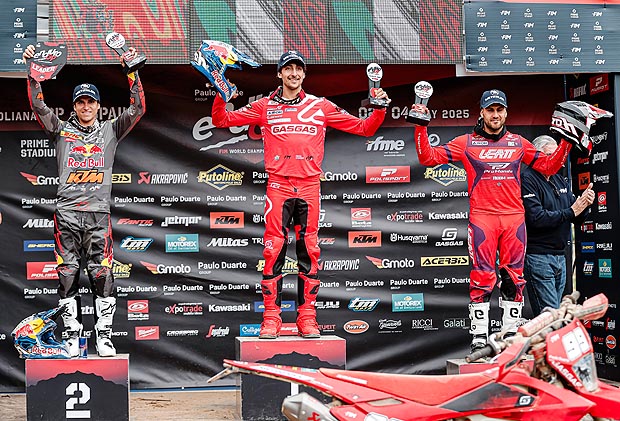2025 05 04 podium