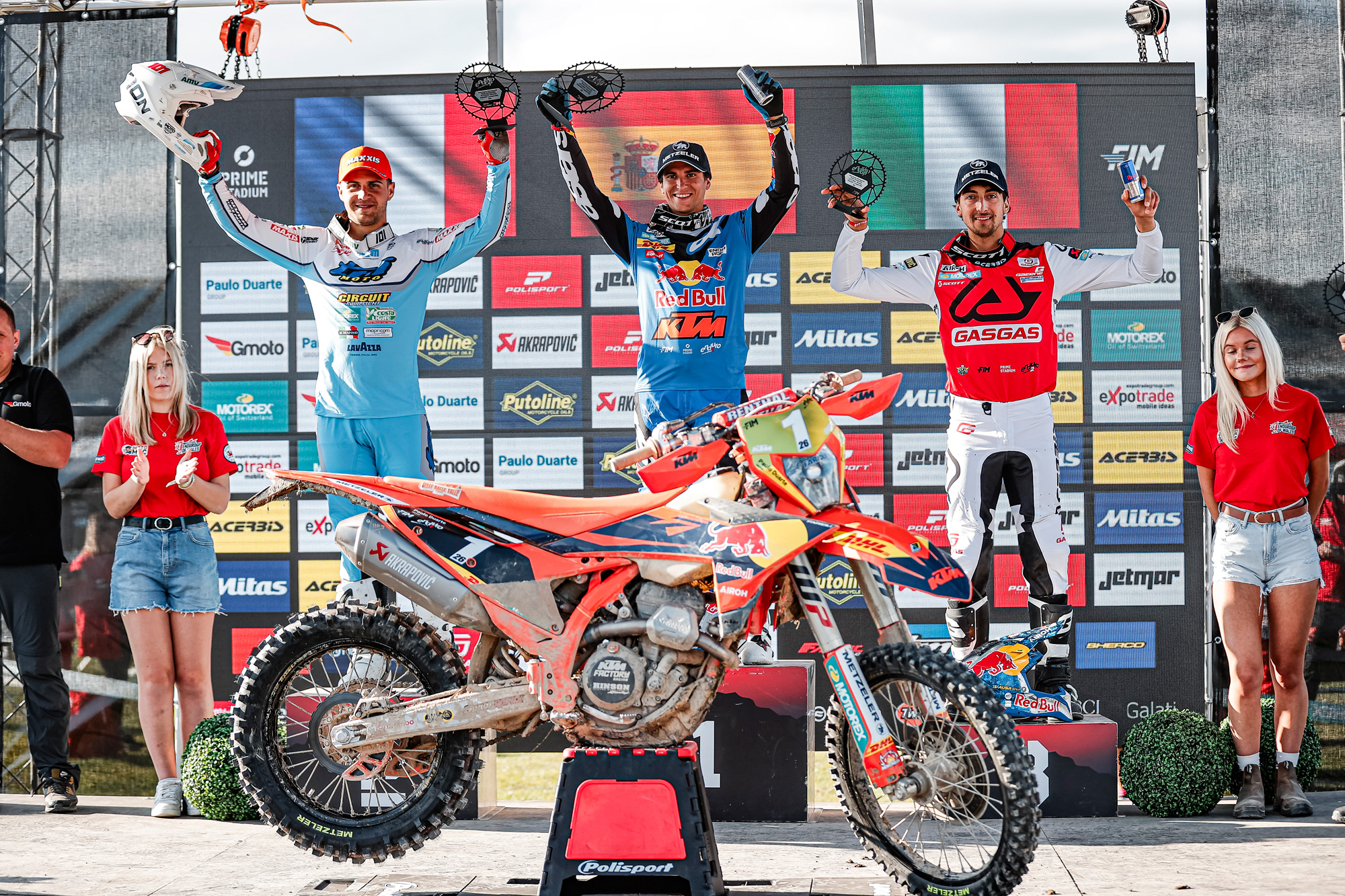 2025 08 02 podium