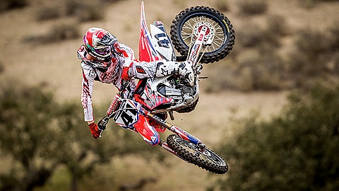 2015 racing 05 large Main large