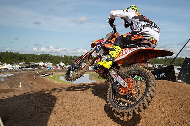 202479 cairoli mxgp 2017 r17 ra 3366
