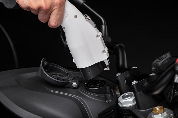 2019 zero s detail charge tank charge