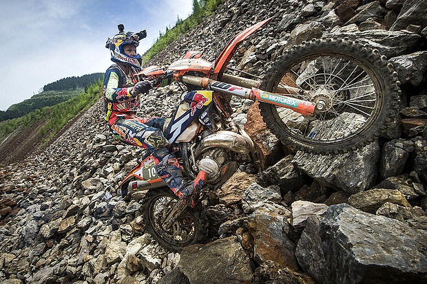 ebrxx4 redbullharescramble1