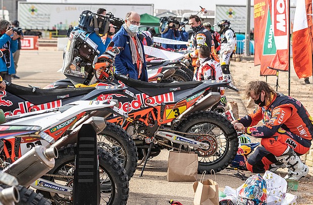 dakar st8 bivouac
