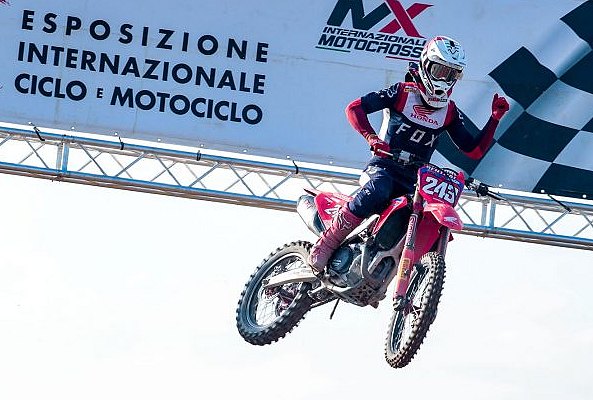 gajser mantova 2titles
