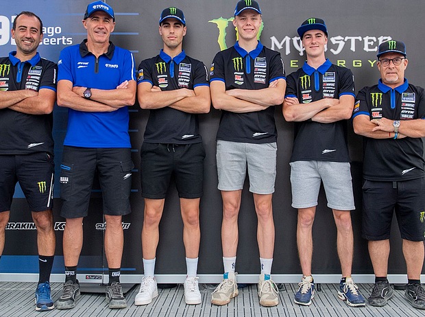 monsterenergy yamaha mx2 23