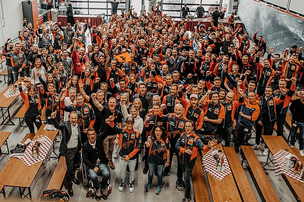 vialle staff victory party