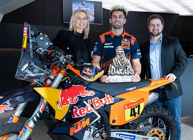 benavides motohall