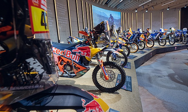 motohall legends dakar