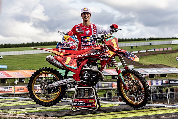 prado 19 mxgp great britain 2023
