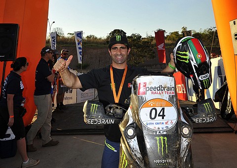 Goncalves sert cel 2013