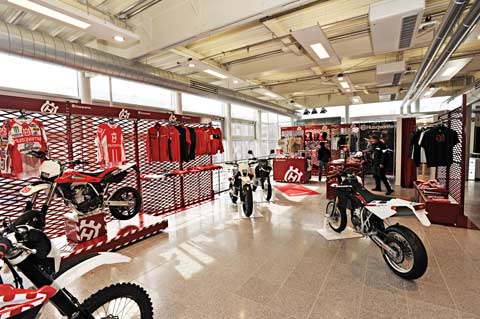 husky_shop2