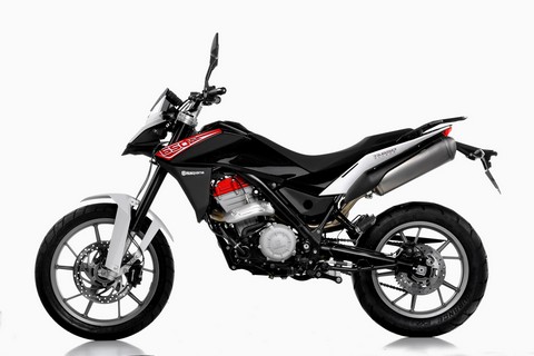 HusqTR650strada