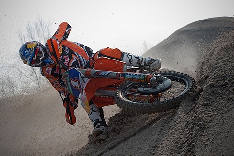 Laier__1-2011